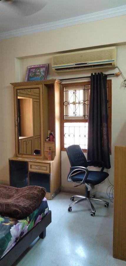 Srinivas Nilayam Apartment ไฮเดอราบัด ภายนอก รูปภาพ