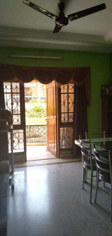 Srinivas Nilayam Apartment ไฮเดอราบัด ภายนอก รูปภาพ